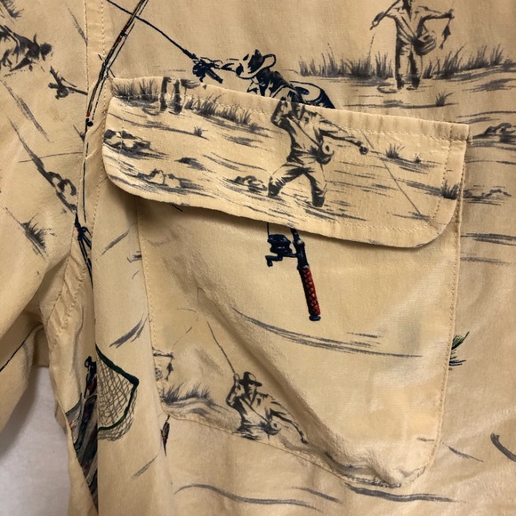 SOLD ON DEPOP Vntg silk fishing button down - Picture 6 of 6